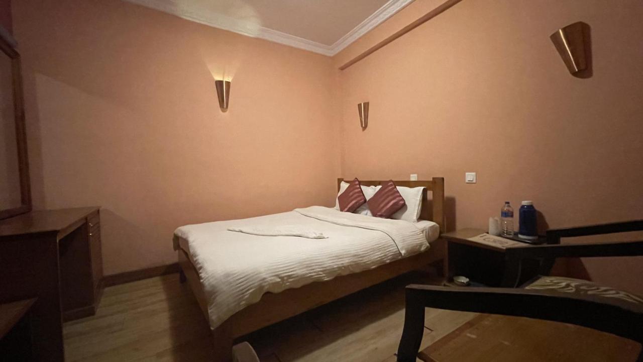 Hotel Valley View Inn Nagarkot Eksteriør billede