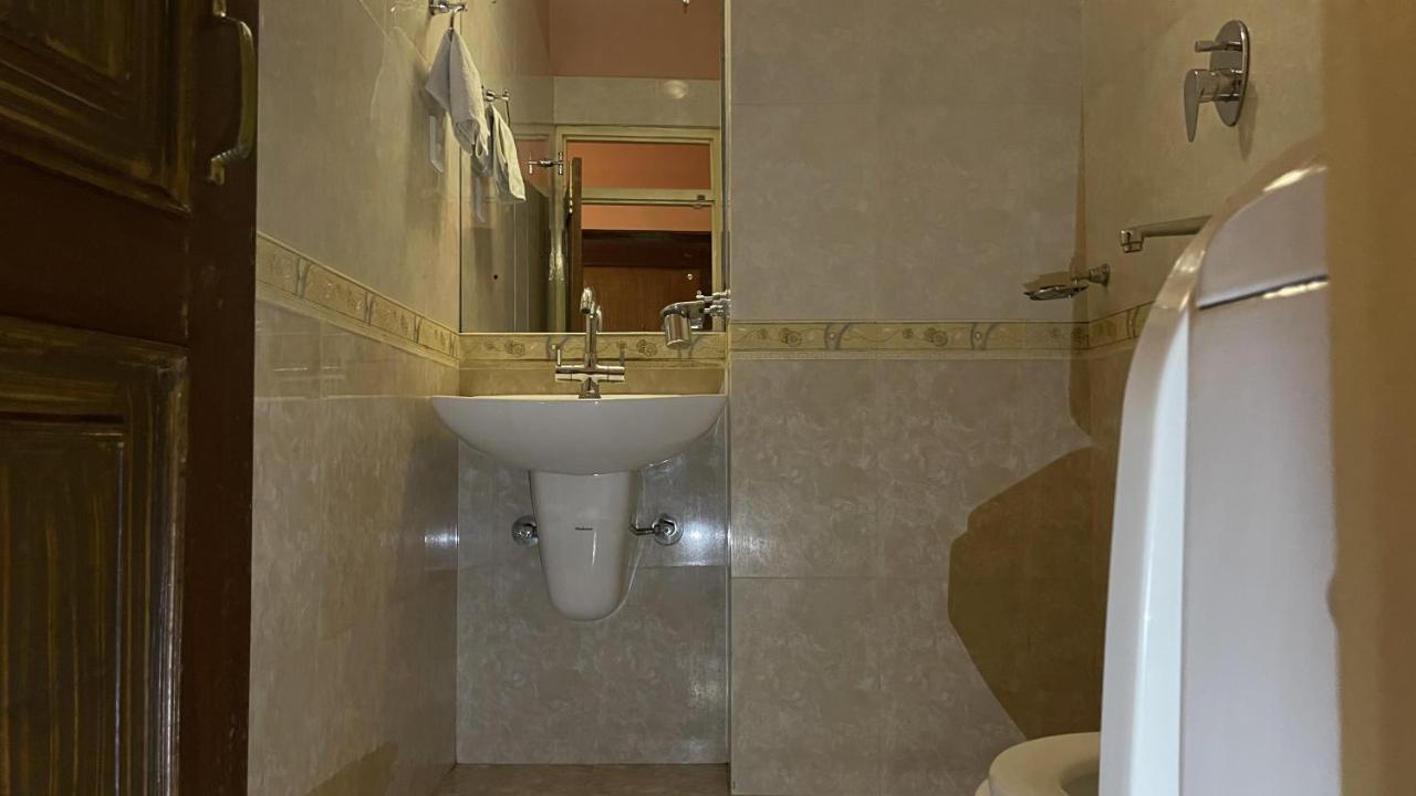 Hotel Valley View Inn Nagarkot Eksteriør billede